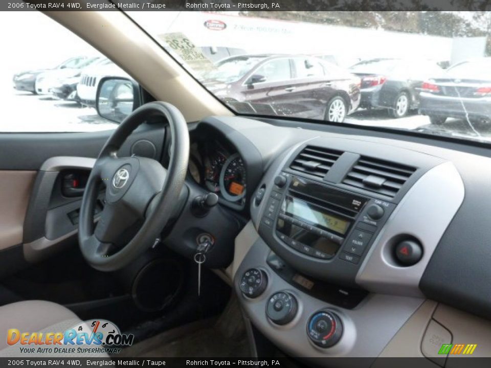 2006 Toyota RAV4 4WD Everglade Metallic / Taupe Photo #7