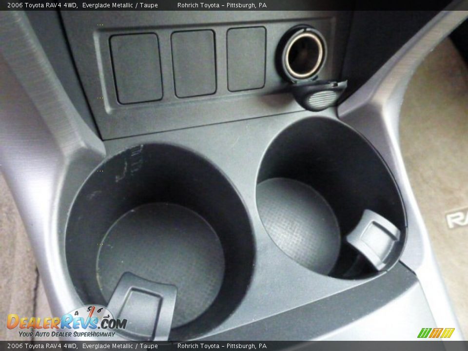 2006 Toyota RAV4 4WD Everglade Metallic / Taupe Photo #19