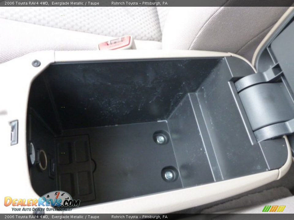 2006 Toyota RAV4 4WD Everglade Metallic / Taupe Photo #20