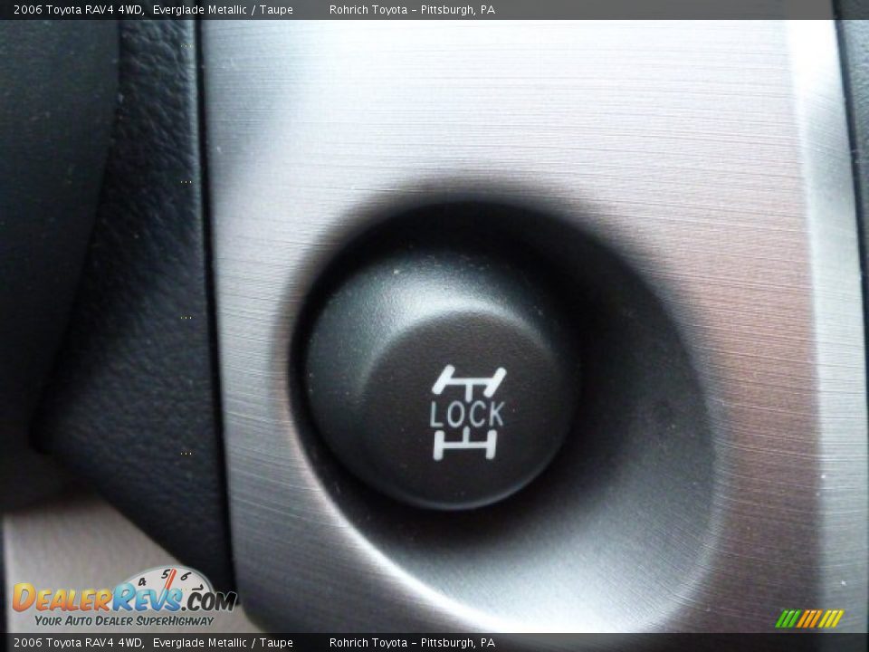 2006 Toyota RAV4 4WD Everglade Metallic / Taupe Photo #24