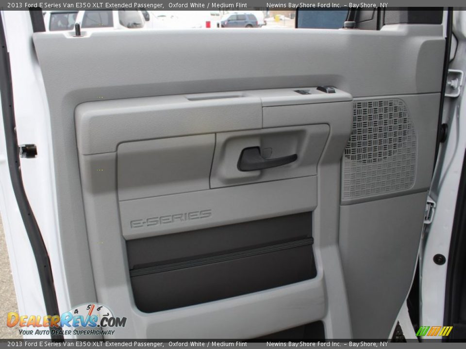 2013 Ford E Series Van E350 XLT Extended Passenger Oxford White / Medium Flint Photo #11
