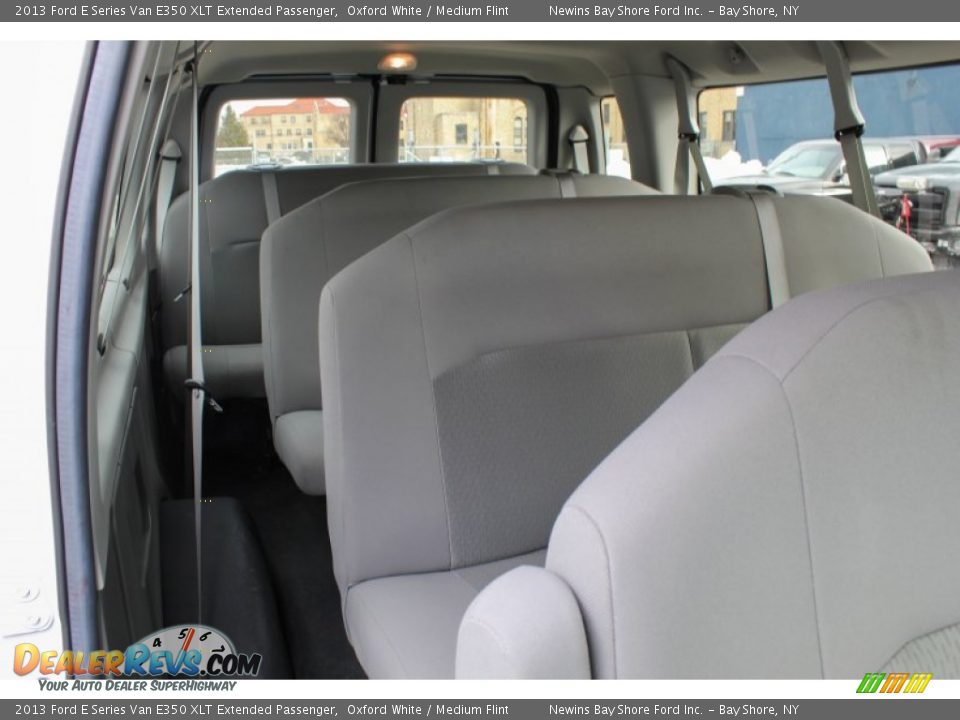 2013 Ford E Series Van E350 XLT Extended Passenger Oxford White / Medium Flint Photo #19