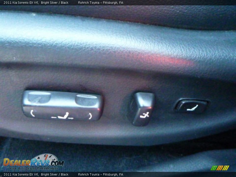 2011 Kia Sorento EX V6 Bright Silver / Black Photo #20