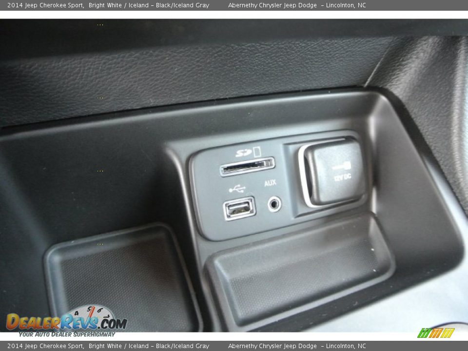 2014 Jeep Cherokee Sport Bright White / Iceland - Black/Iceland Gray Photo #11