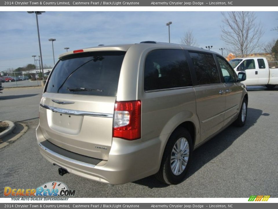 2014 Chrysler Town & Country Limited Cashmere Pearl / Black/Light Graystone Photo #5