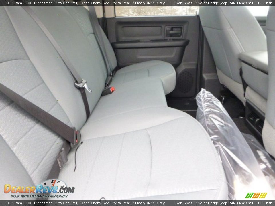 2014 Ram 2500 Tradesman Crew Cab 4x4 Deep Cherry Red Crystal Pearl / Black/Diesel Gray Photo #11