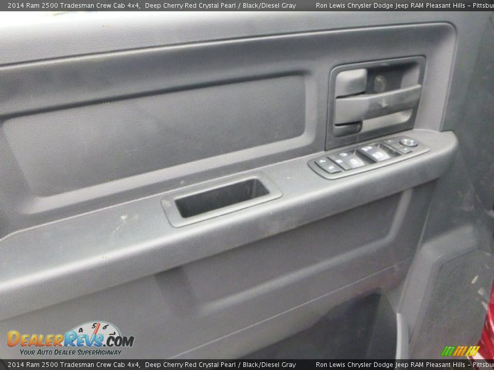 2014 Ram 2500 Tradesman Crew Cab 4x4 Deep Cherry Red Crystal Pearl / Black/Diesel Gray Photo #16