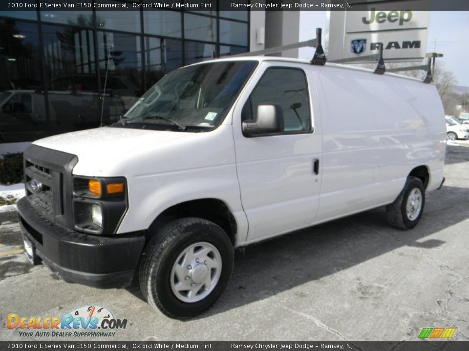 2010 Ford E Series Van E150 Commercial Oxford White / Medium Flint Photo #1
