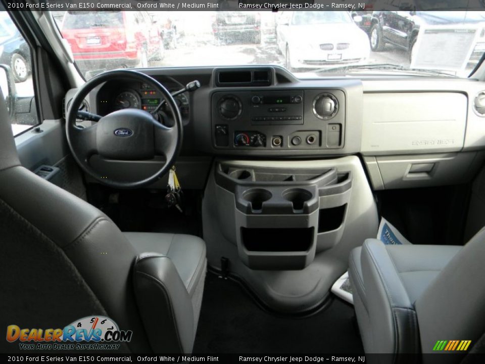 2010 Ford E Series Van E150 Commercial Oxford White / Medium Flint Photo #12