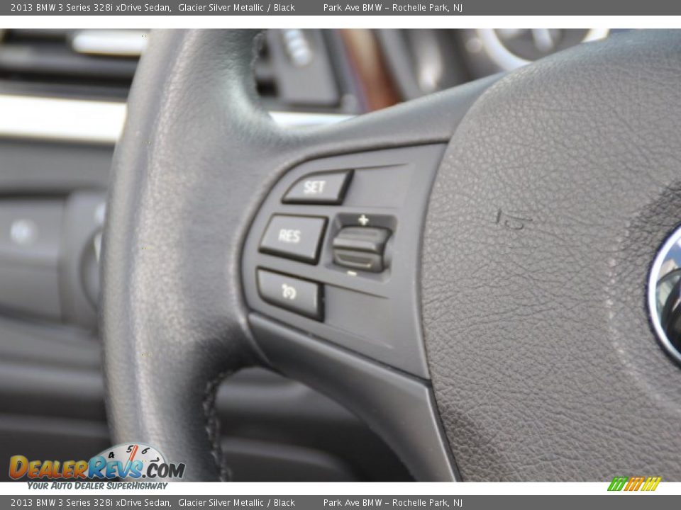 2013 BMW 3 Series 328i xDrive Sedan Glacier Silver Metallic / Black Photo #17