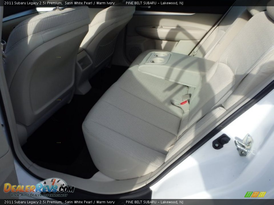 2011 Subaru Legacy 2.5i Premium Satin White Pearl / Warm Ivory Photo #9
