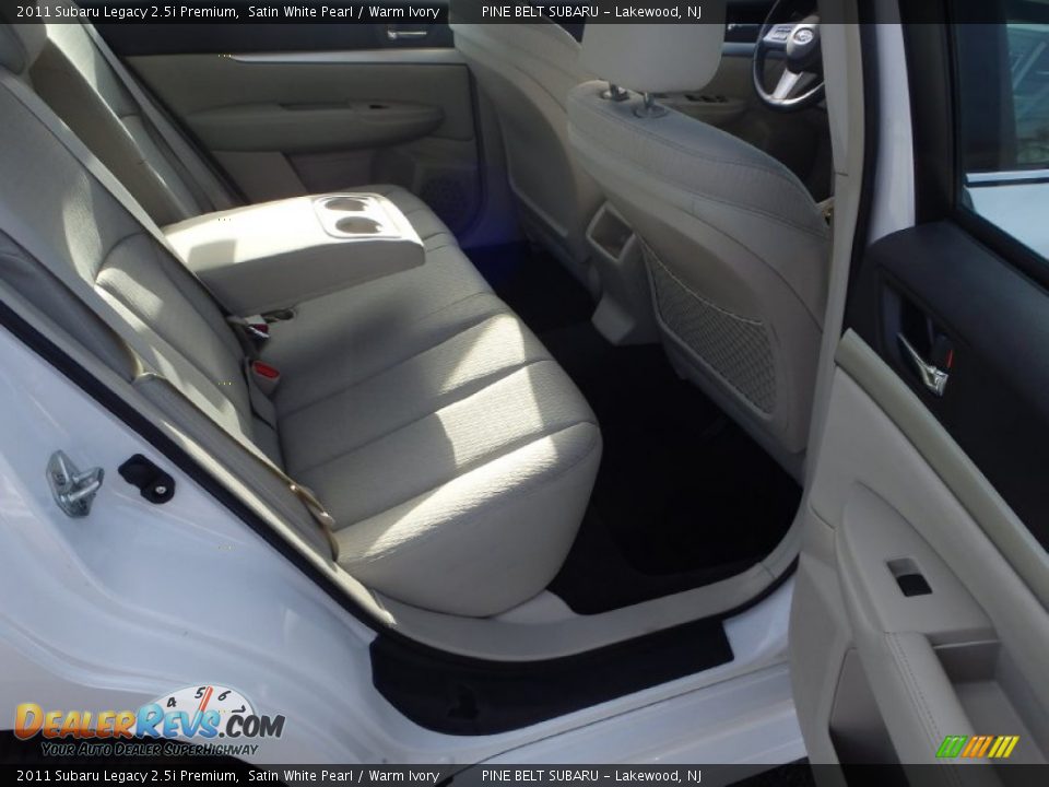 2011 Subaru Legacy 2.5i Premium Satin White Pearl / Warm Ivory Photo #11