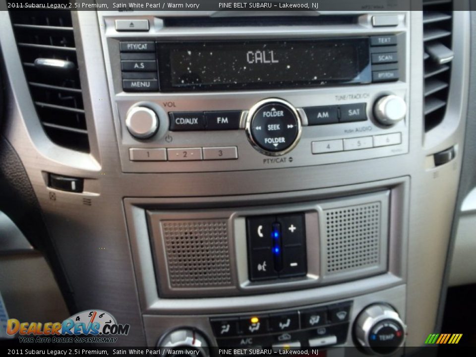 2011 Subaru Legacy 2.5i Premium Satin White Pearl / Warm Ivory Photo #16