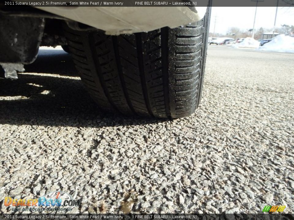 2011 Subaru Legacy 2.5i Premium Satin White Pearl / Warm Ivory Photo #19