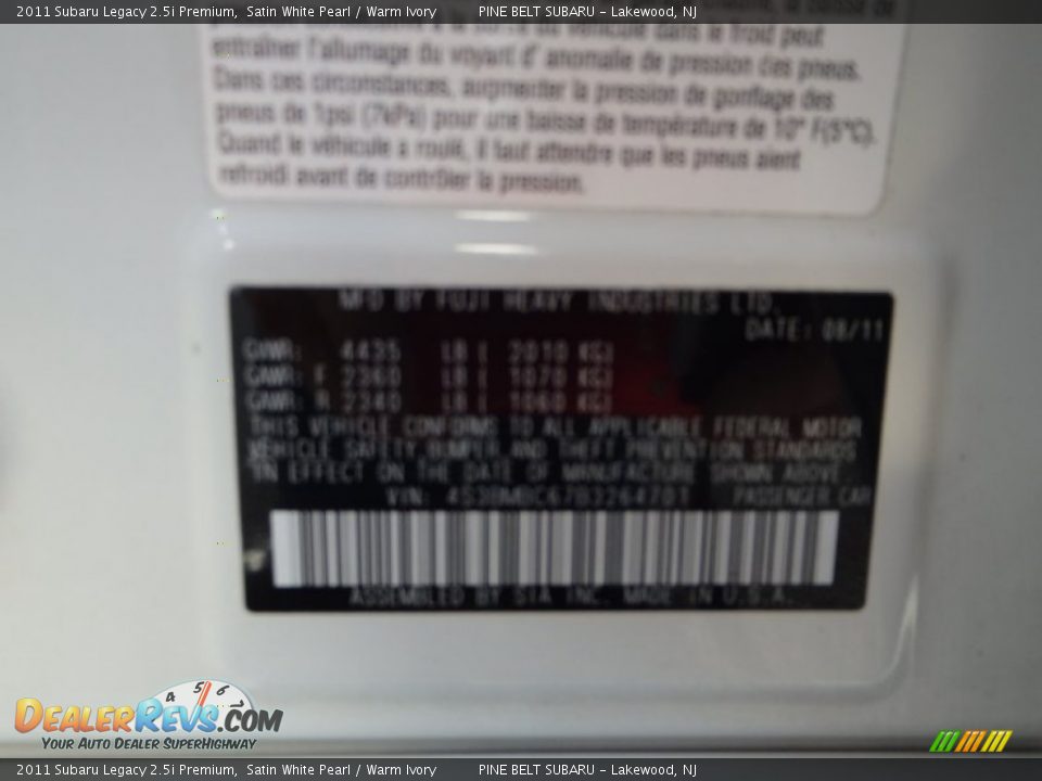 2011 Subaru Legacy 2.5i Premium Satin White Pearl / Warm Ivory Photo #25