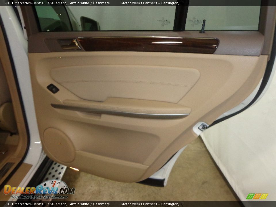2011 Mercedes-Benz GL 450 4Matic Arctic White / Cashmere Photo #28
