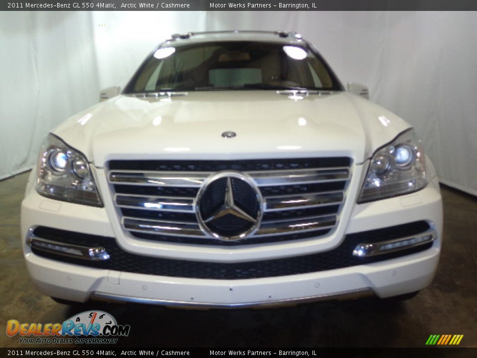 2011 Mercedes-Benz GL 550 4Matic Arctic White / Cashmere Photo #2