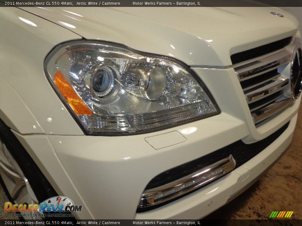 2011 Mercedes-Benz GL 550 4Matic Arctic White / Cashmere Photo #18