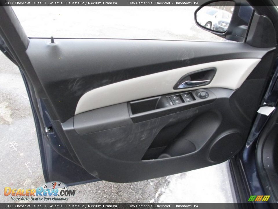 2014 Chevrolet Cruze LT Atlantis Blue Metallic / Medium Titanium Photo #10
