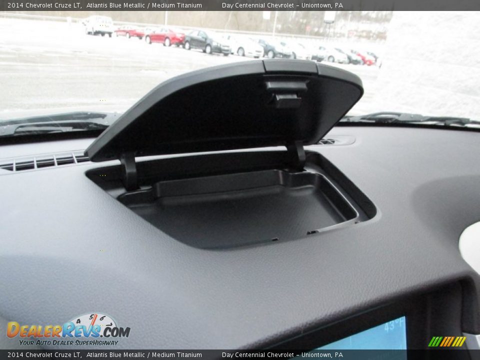 2014 Chevrolet Cruze LT Atlantis Blue Metallic / Medium Titanium Photo #18