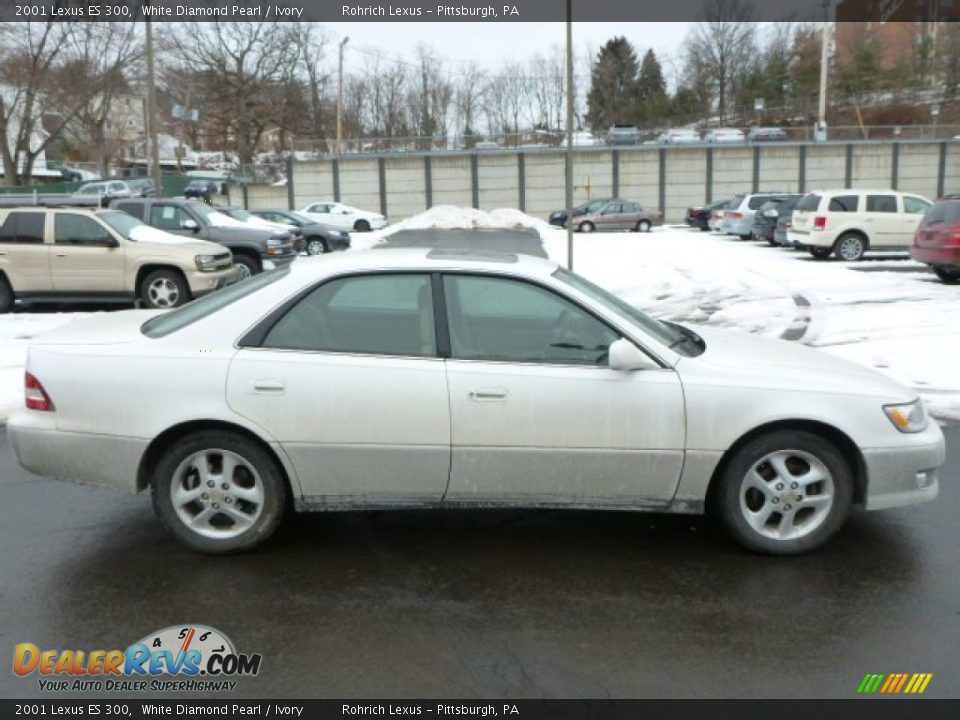 2001 Lexus ES 300 White Diamond Pearl / Ivory Photo #12