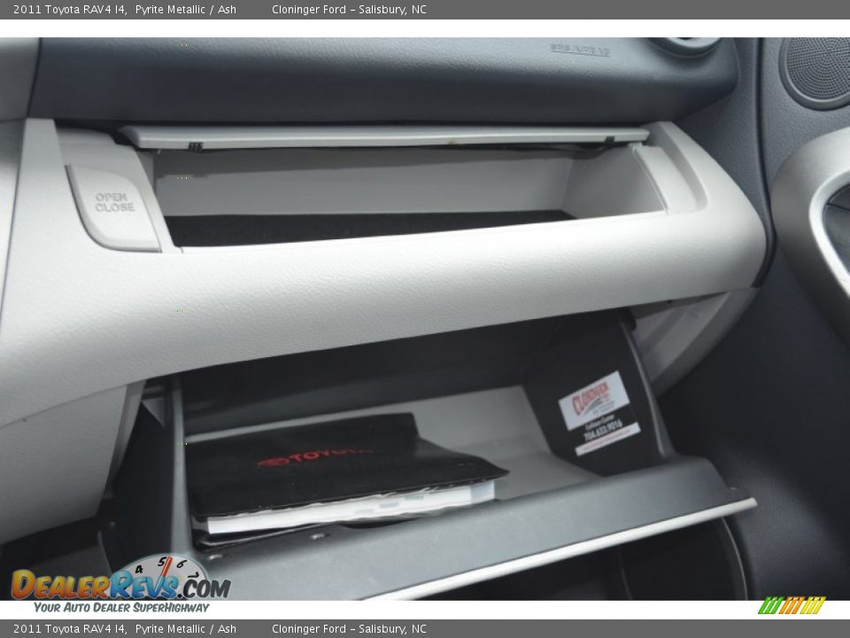 2011 Toyota RAV4 I4 Pyrite Metallic / Ash Photo #31
