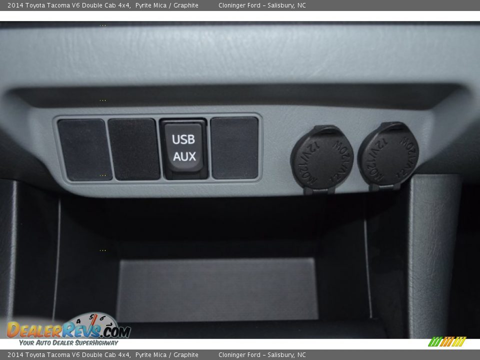 2014 Toyota Tacoma V6 Double Cab 4x4 Pyrite Mica / Graphite Photo #16