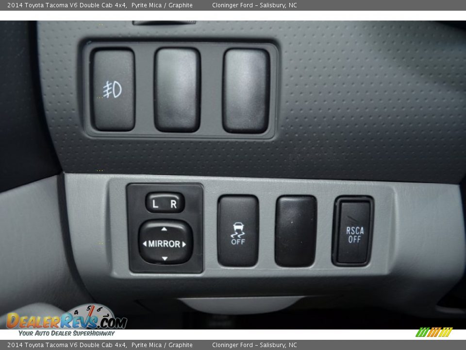 2014 Toyota Tacoma V6 Double Cab 4x4 Pyrite Mica / Graphite Photo #22