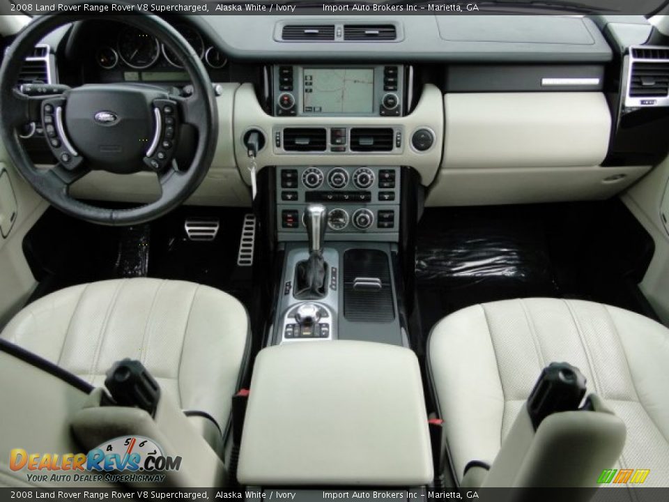 Dashboard of 2008 Land Rover Range Rover V8 Supercharged Photo #12