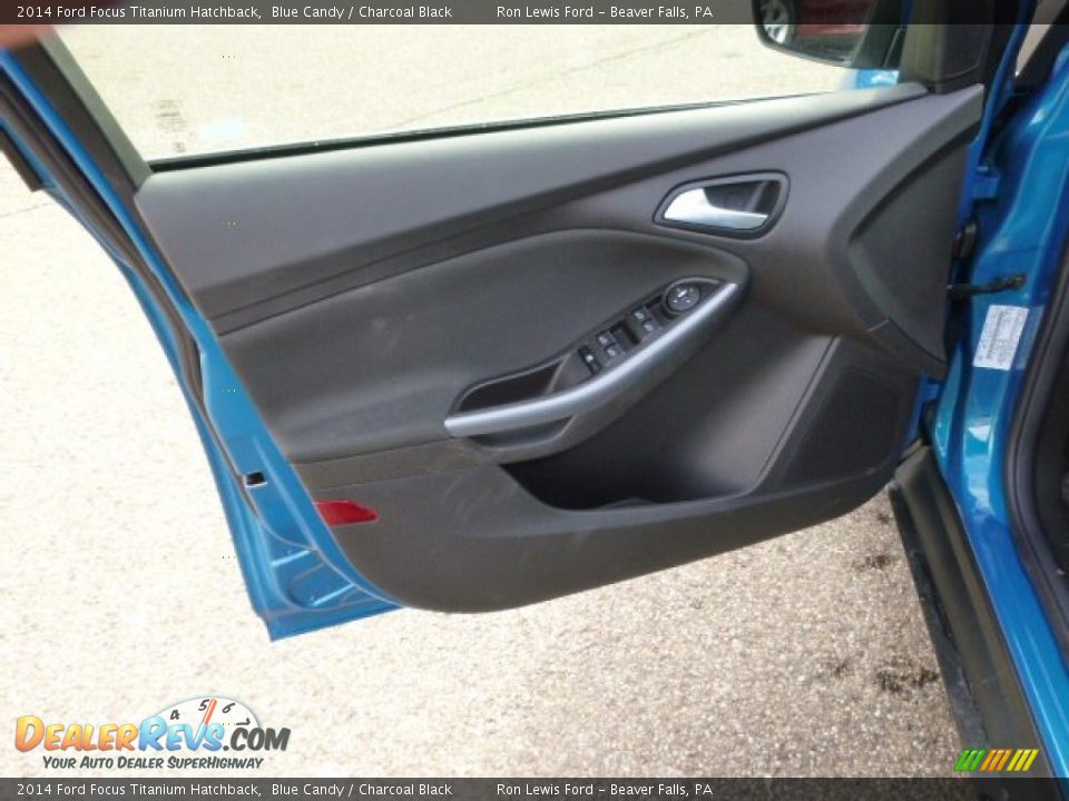 2014 Ford Focus Titanium Hatchback Blue Candy / Charcoal Black Photo #11