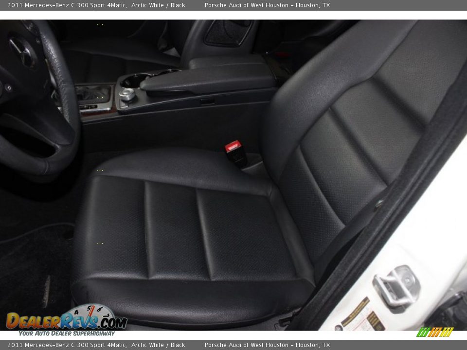 2011 Mercedes-Benz C 300 Sport 4Matic Arctic White / Black Photo #15