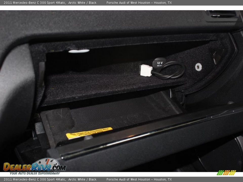 2011 Mercedes-Benz C 300 Sport 4Matic Arctic White / Black Photo #20