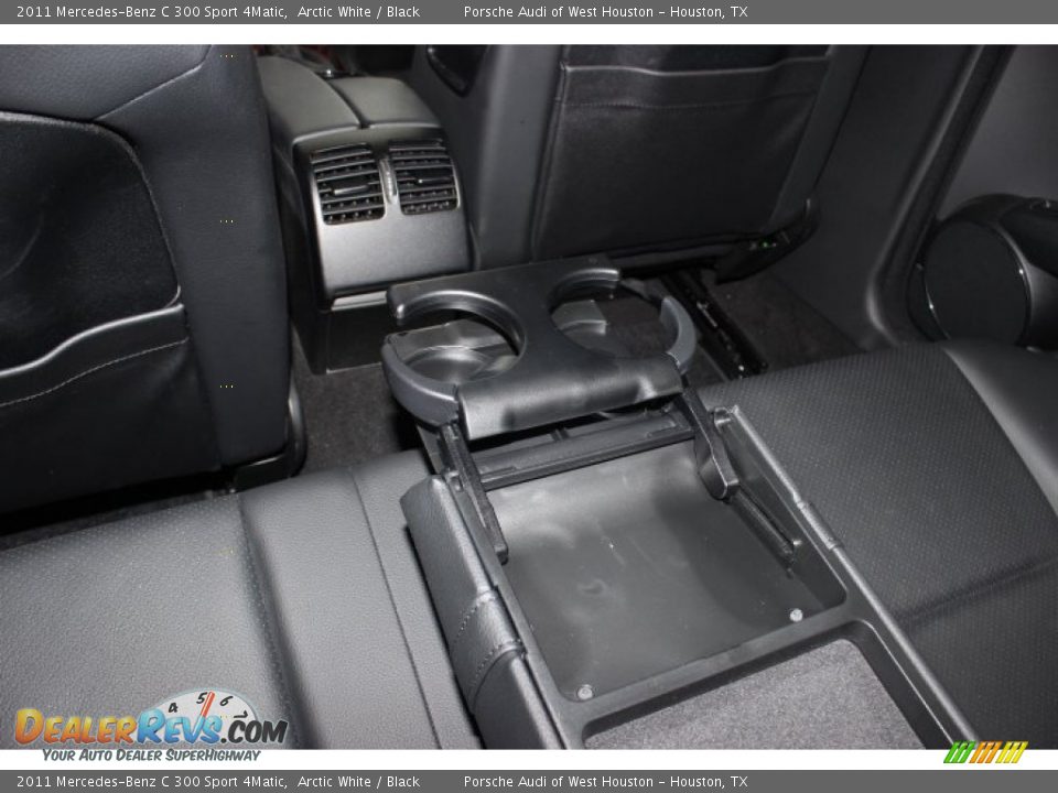 2011 Mercedes-Benz C 300 Sport 4Matic Arctic White / Black Photo #32