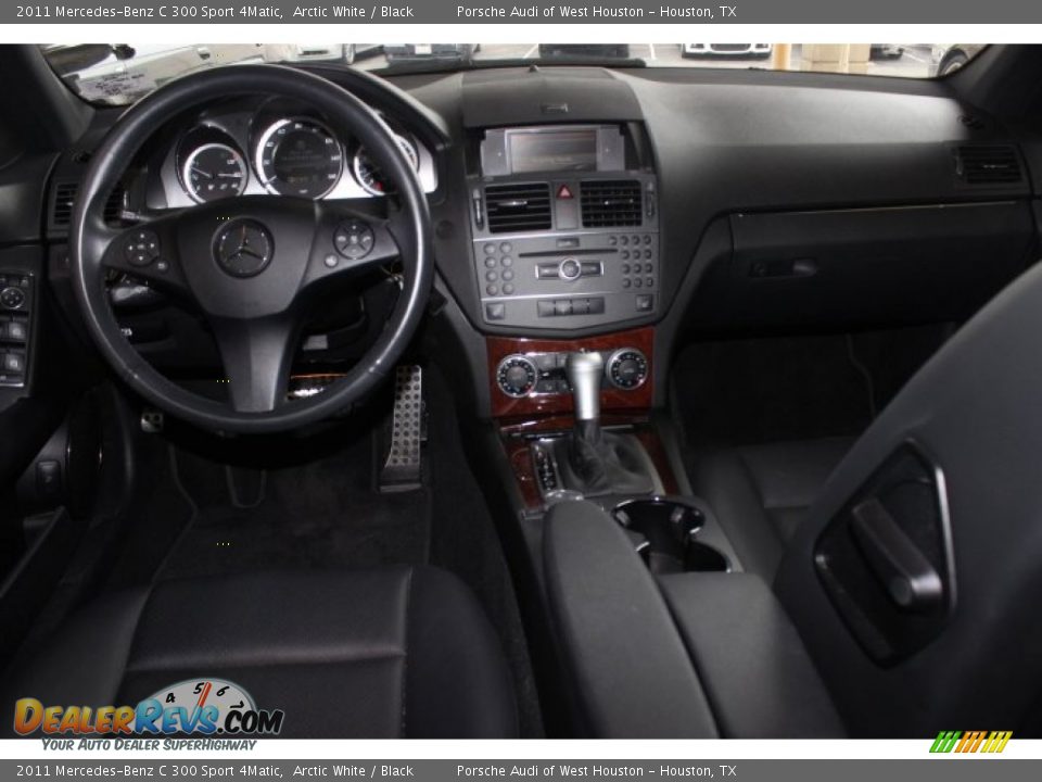 2011 Mercedes-Benz C 300 Sport 4Matic Arctic White / Black Photo #33