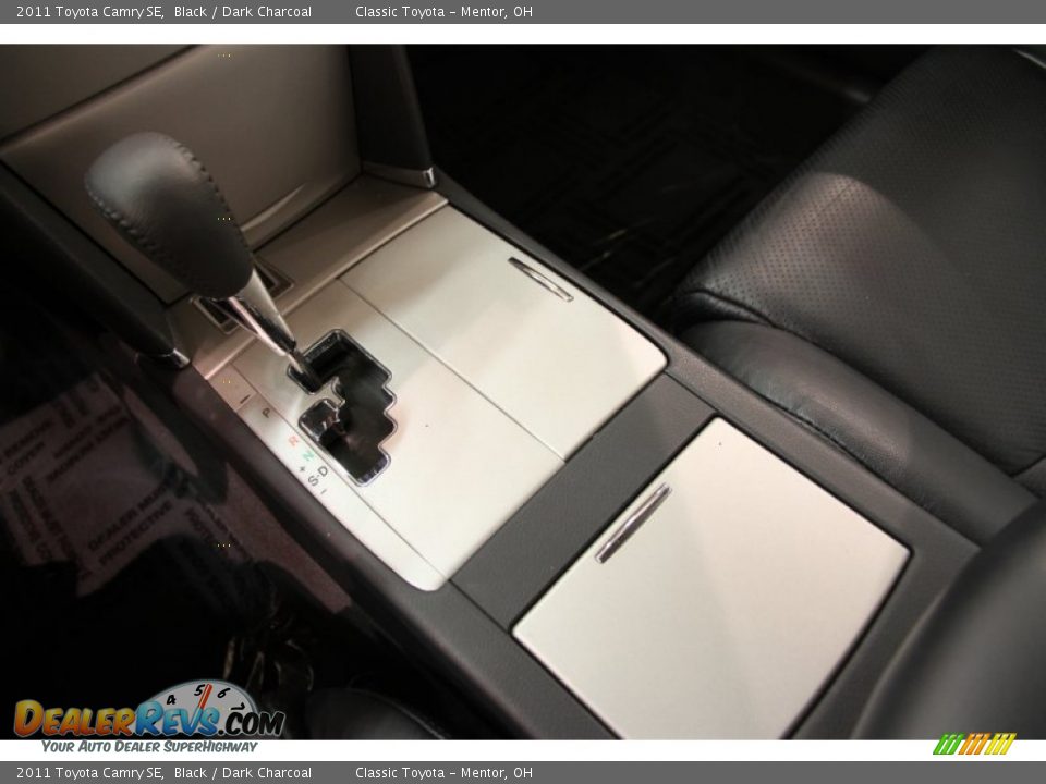2011 Toyota Camry SE Black / Dark Charcoal Photo #11