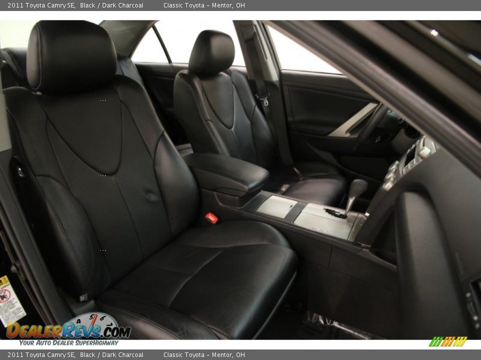 2011 Toyota Camry SE Black / Dark Charcoal Photo #13