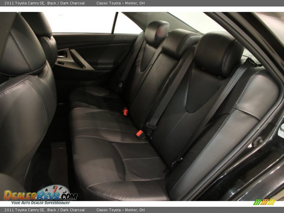 2011 Toyota Camry SE Black / Dark Charcoal Photo #15