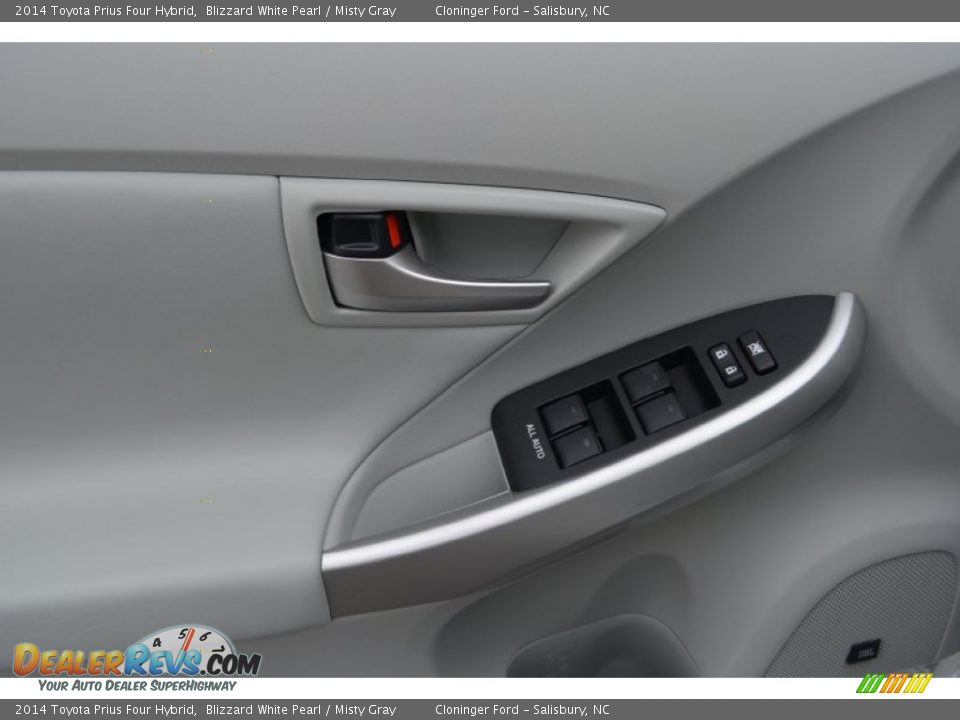 2014 Toyota Prius Four Hybrid Blizzard White Pearl / Misty Gray Photo #4