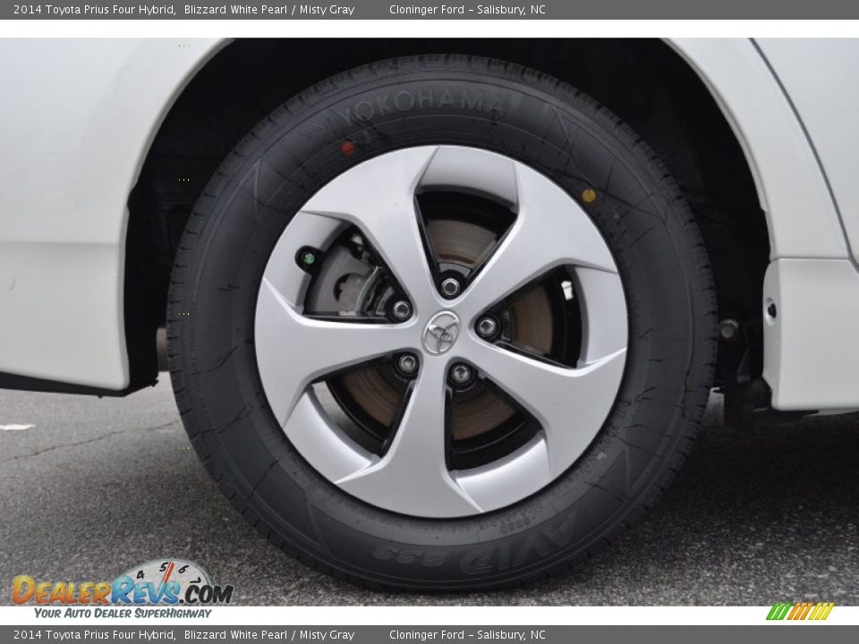 2014 Toyota Prius Four Hybrid Blizzard White Pearl / Misty Gray Photo #9