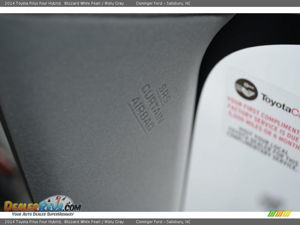 2014 Toyota Prius Four Hybrid Blizzard White Pearl / Misty Gray Photo #24