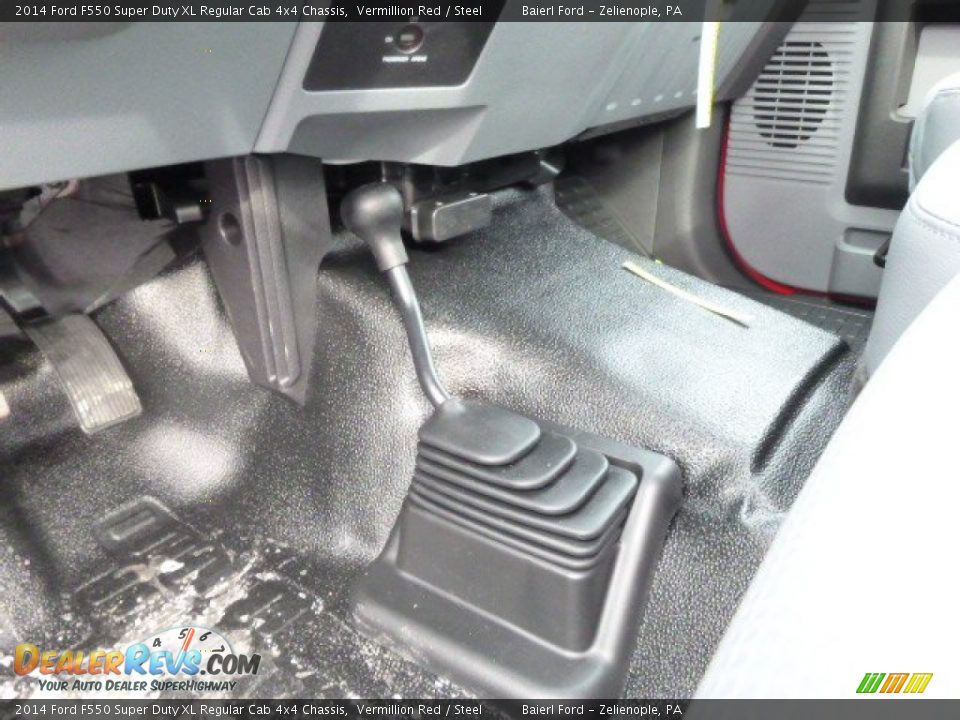 2014 Ford F550 Super Duty XL Regular Cab 4x4 Chassis Vermillion Red / Steel Photo #14