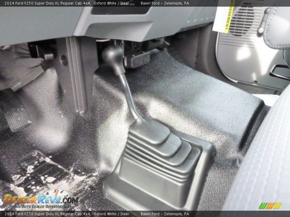 2014 Ford F250 Super Duty XL Regular Cab 4x4 Oxford White / Steel Photo #13
