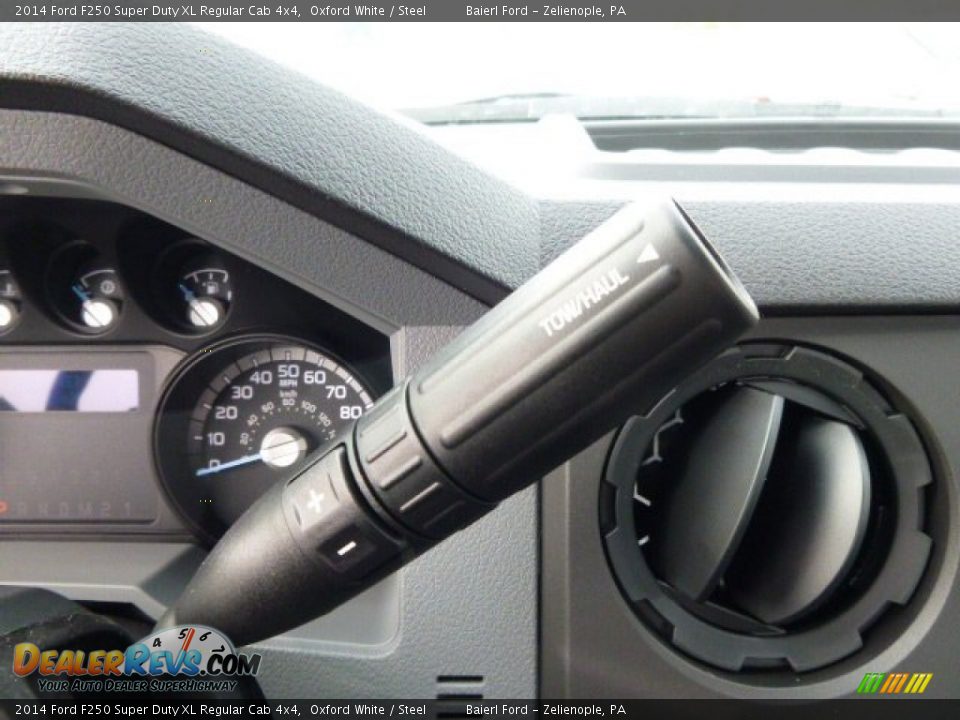 2014 Ford F250 Super Duty XL Regular Cab 4x4 Oxford White / Steel Photo #17