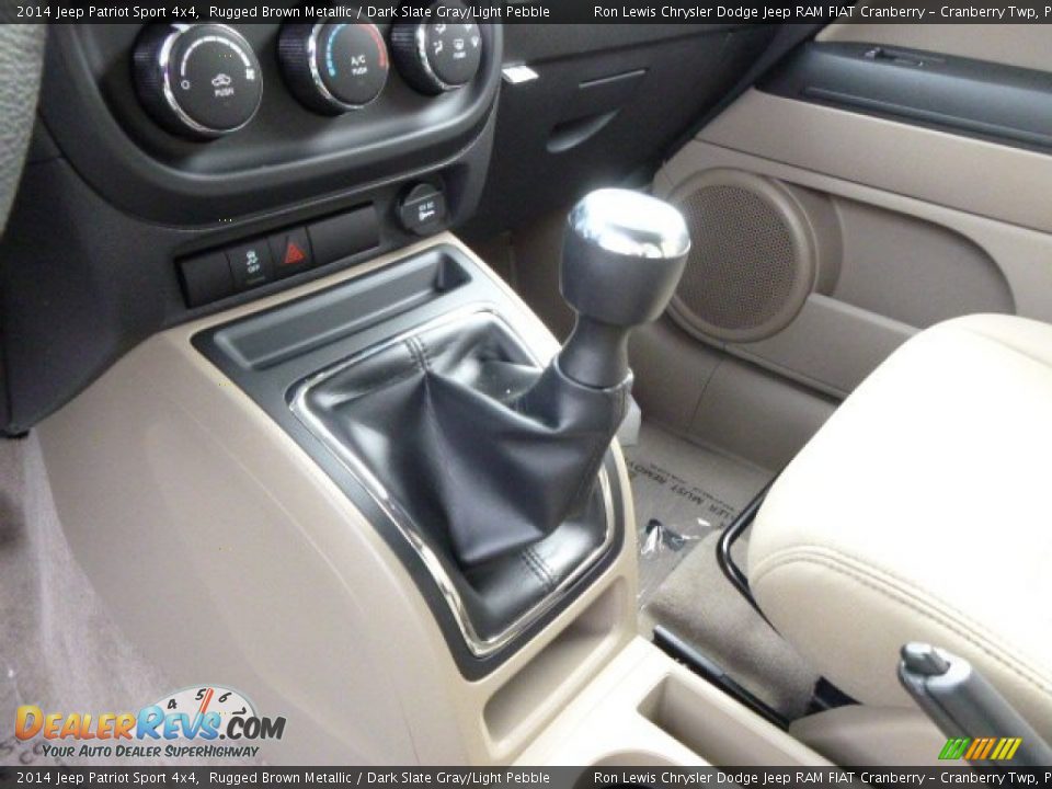 2014 Jeep Patriot Sport 4x4 Rugged Brown Metallic / Dark Slate Gray/Light Pebble Photo #18