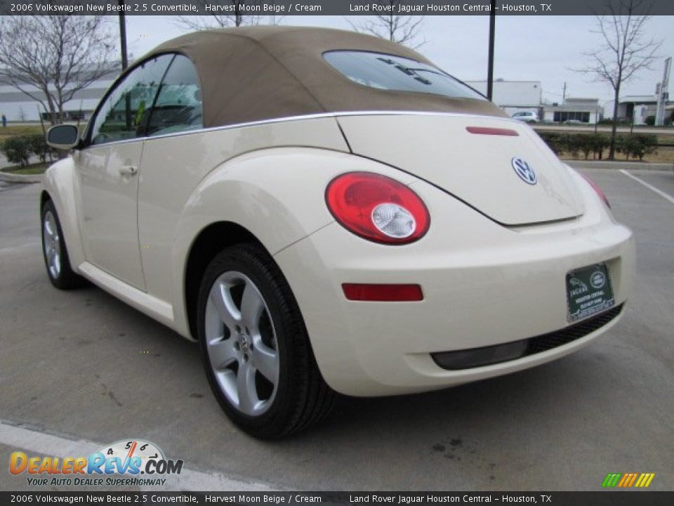 2006 Volkswagen New Beetle 2.5 Convertible Harvest Moon Beige / Cream Photo #9