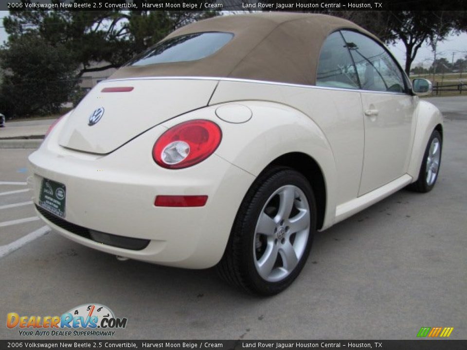 2006 Volkswagen New Beetle 2.5 Convertible Harvest Moon Beige / Cream Photo #11