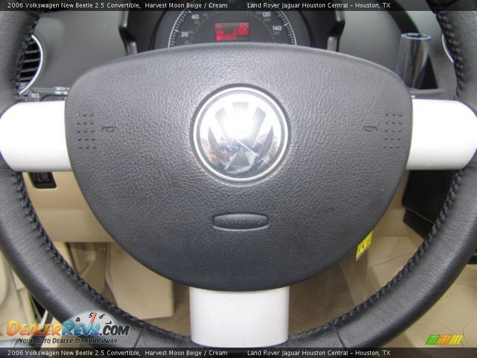 2006 Volkswagen New Beetle 2.5 Convertible Harvest Moon Beige / Cream Photo #19
