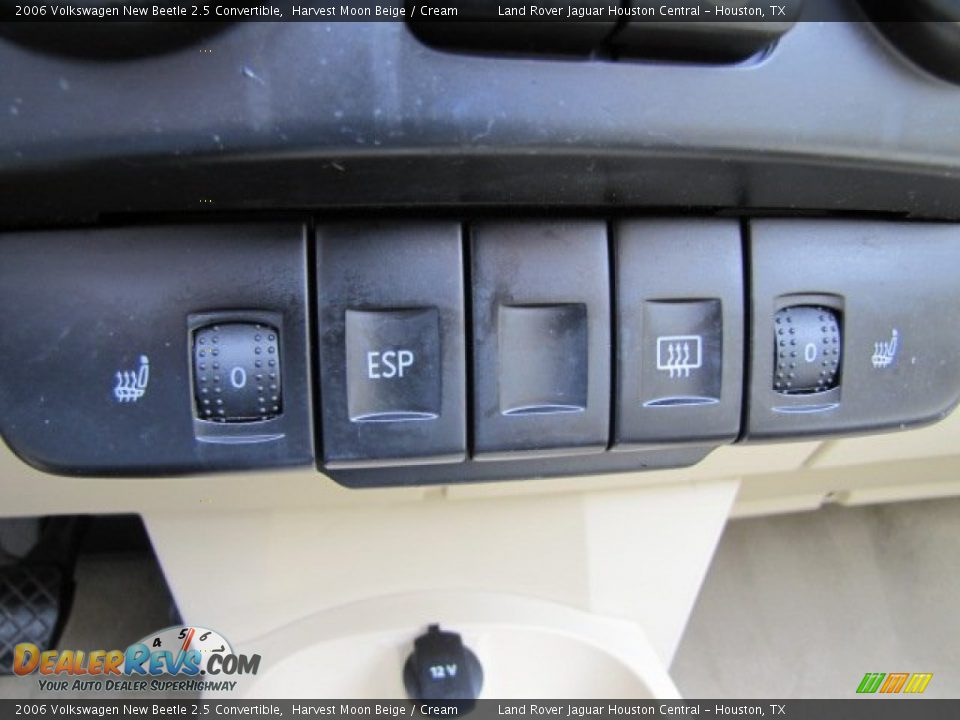 2006 Volkswagen New Beetle 2.5 Convertible Harvest Moon Beige / Cream Photo #24