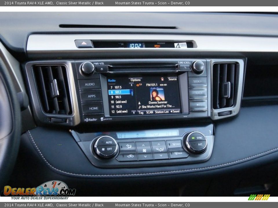 2014 Toyota RAV4 XLE AWD Classic Silver Metallic / Black Photo #6
