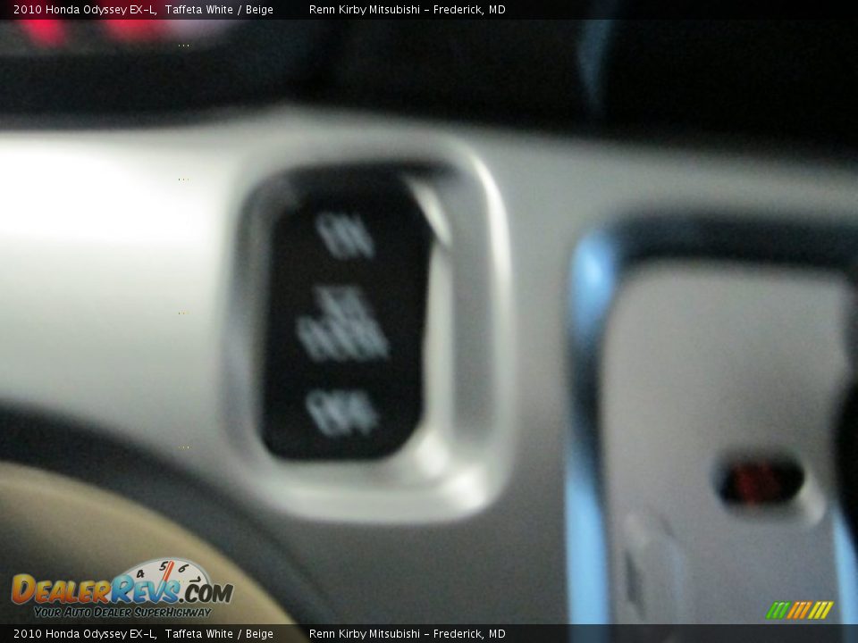 2010 Honda Odyssey EX-L Taffeta White / Beige Photo #27